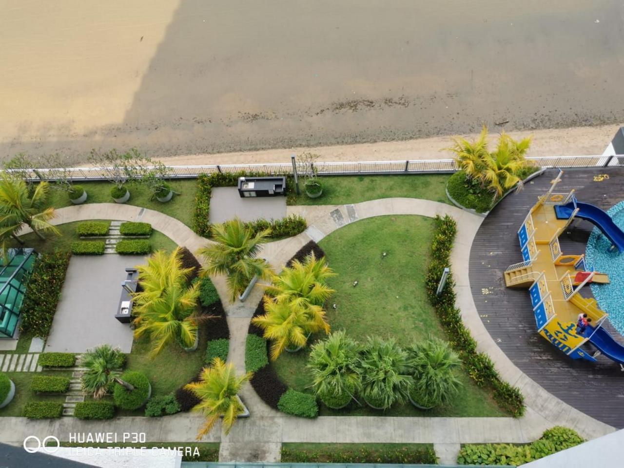 Leisure2 Imperium Residence Kuantan Seaview Studio Exterior foto